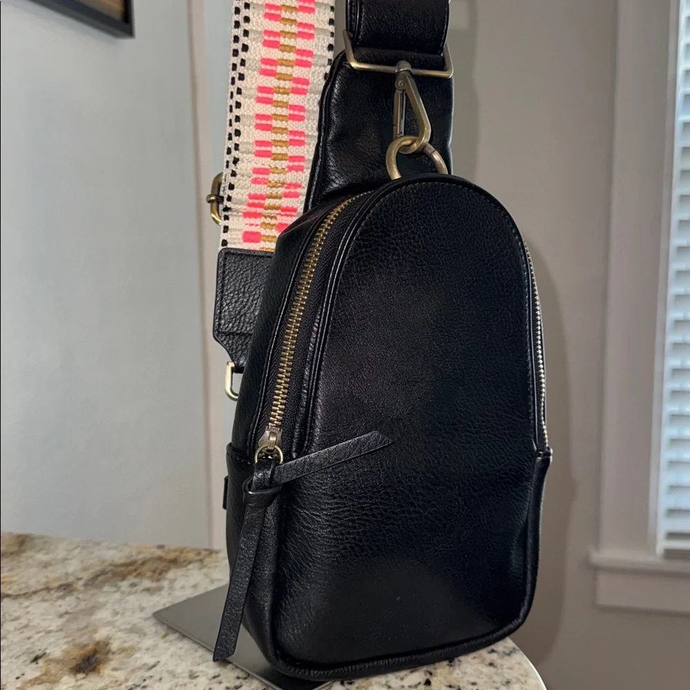 Anthropologie Urban Originals Liberty Sling Crossbody Bag - Picture 2 of 7